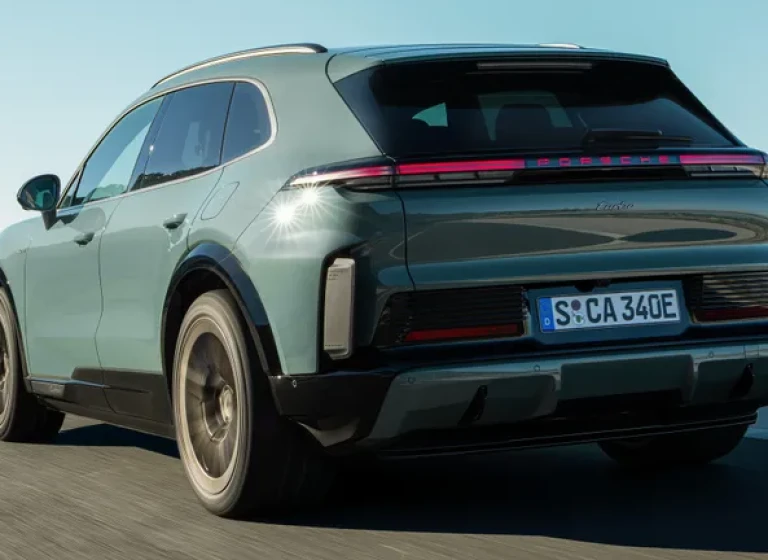 Электрический Porsche Cayenne 2026 6