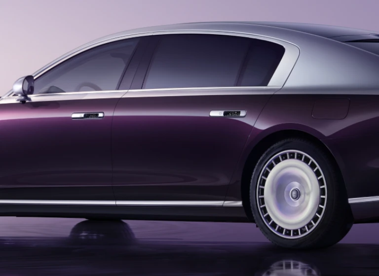 Huawei Maextro S800: вместо Mercedes‑Maybach S‑Class 1