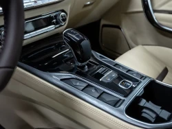 Bestune T77, 2025 17